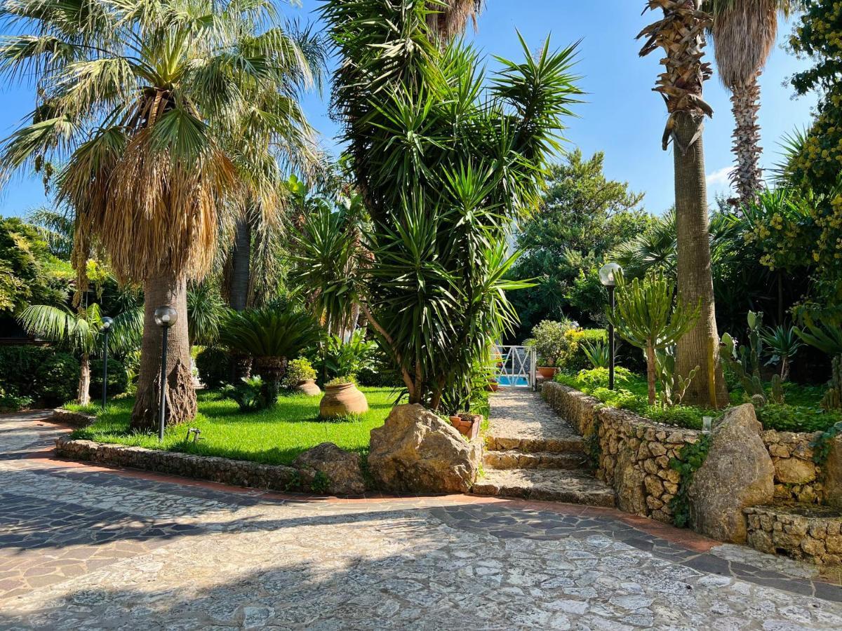 Villa Talia Carini Luaran gambar