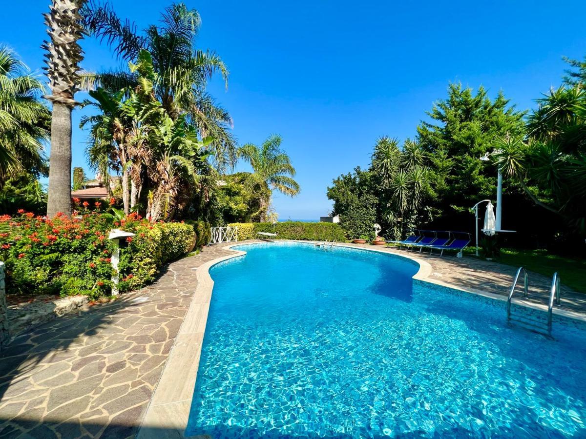 Villa Talia Carini Luaran gambar